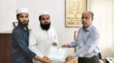 ফুলবাড়ীয়ার জাগ্রত আছিম গ্রন্থাগারকে গণগ্রন্থাগার অধিদপ্তরের সনদ l