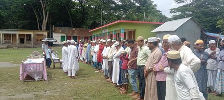 দুমকিতে বুদ্ধি প্রতিবন্ধী বিদ্যালয়ের প্রতিষ্ঠাতা সভাপতির সহধর্মিণীর মৃত্যুতে শোকাহত জমি দাতা পরিবার