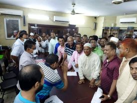 পটুয়াখালী জেলা পরিষদ নির্বাচনে জেলা আঃলীগ সভাপতির মনোনয়ন জমা