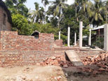 ভান্ডারিয়ায় মুক্তিযোদ্ধার ঘর নির্মানে বাধা,হত্যার হুমকি