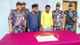 বেনাপোলে ১০ পিচ স্বর্ণের বারসহ দুই ভাই আটক