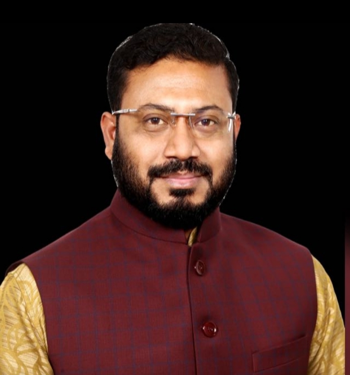 কয়রা- পাইকগাছায় জনপ্রিয়তার শীর্ষে রয়েছেন ইঞ্জিনিয়ার প্রেম কুমার মন্ডল। 