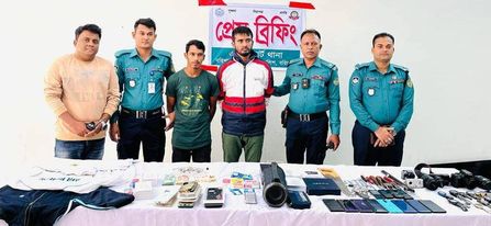 বরিশালে পুলিশের অভিযানে আন্তঃজেলা চোর চক্রের মূল হোতা ও তার সহযোগী গ্রেফতার