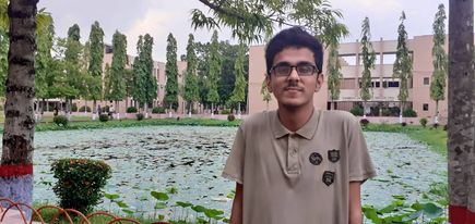 জয়পুরহাট রেলস্টেশনে ট্রেন থেকে নামতে গিয়ে কুয়েট শিক্ষার্থী রাহুলের মৃত্যু