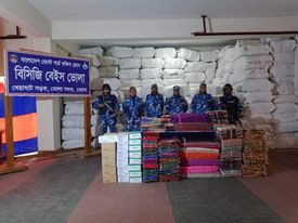 বরিশাল কোস্ট গার্ডের অভিযানে ২২ কোটি টাকার ভারতীয় শাড়ী  জব্দ