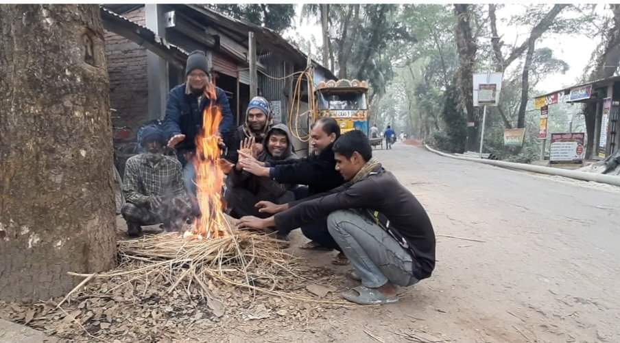তীব্র শীত,হিমেল বাতাসে বিপর্যস্ত   ঝালকাঠির জনজীবন