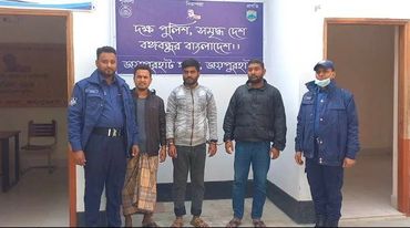 জয়পুরহাটে নাশকতা মামলায় ৩ শিবির কর্মী আটক
