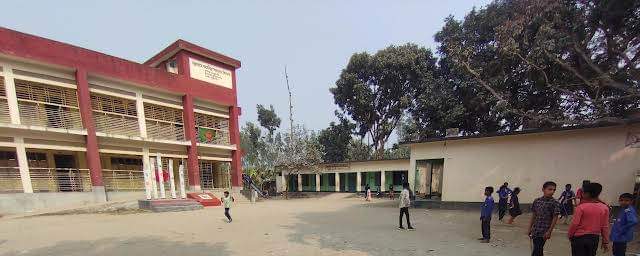 কুড়িগ্রামে সরকারি প্রাথমিক বিদ্যালয়ে  প্রধান শিক্ষক সংকট