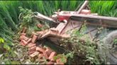 আক্কেলপুরে ইট বহনকারী ট্রলি নিয়ন্ত্রণ হারিয়ে  উল্টে পড়ে চালকের সহকারীর মৃত্যু