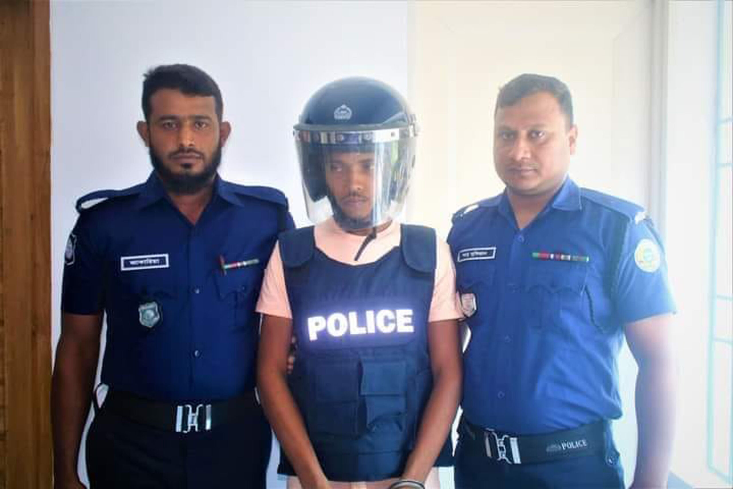 বিয়ের চাপ দেওয়ায় তরুণীকে হত্যা