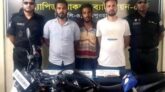 নওগাঁর  বদলগাছীতে চাঁদাবাজির সময় তিনজন ভূয়া র‍্যাবকে গ্রেফতার করেছে র‍্যাব।