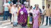 বি’সি’ক  নির্বাচনে সংরক্ষিত ৭ আসনে প্রচারণায় ব্যস্ত সময় পার করছেন রোকসানা আইভি