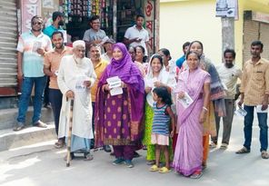 বি’সি’ক  নির্বাচনে সংরক্ষিত ৭ আসনে প্রচারণায় ব্যস্ত সময় পার করছেন রোকসানা আইভি