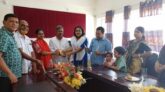 নলছিটিতে বর্ষবরণ অনুষ্ঠানে অংশ গ্রহণকারীদের সম্মাননা স্মারক প্রদান