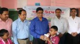 বরিশালে শিক্ষার্থীদের দুধ খাইয়ে স্কুল মিল্ক ফিডিং প্রকল্পের উদ্বোধন করলেন জেলা প্রশাসক