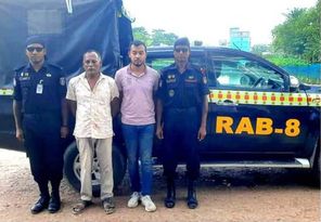 বরিশালে মাদক বিক্রিকালে আটক মাদকদ্রব্য নিয়ন্ত্রন অধিদপ্তরের দুই সদস্য