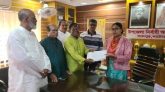 নাটোর- ১আসনে স্বতন্ত্র প্রার্থী মনোনয়নপত্র জমা দিলেন সাবেক এমপি