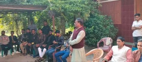 নাটোর -১ আসন  লালপুরে হেভিওয়েট আওয়ামিলীগের স্বতন্ত্র প্রার্থীর পক্ষে সাবেক ছাত্রলীগের নেতৃবৃন্দের  নির্বাচনী সভা