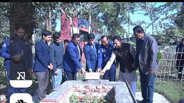 কুড়িগ্রামে সব্যসাচী লেখক সৈয়দ শামসুল হকের  সমাধী সৌধ বাধাইয়ের কাজ শুরু