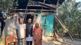 দুমকিতে সেই প্রতিবন্ধি পরিবারকে ঘর নির্মাণ করে দিবেন কাওসার আমিন হাওলাদার।