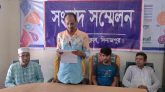 হাকিমপুরে প্রধান শিক্ষক আতিয়ারের বিরুদ্ধে কর্মচারী নিয়োগের নামে লাখ লাখ টাকার বানিজ্যের অভিযোগে সংবাদ সম্মেলন।