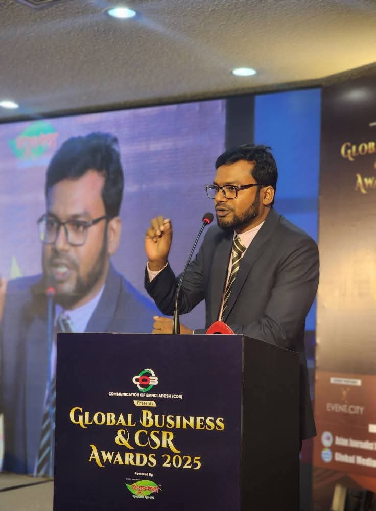 পবিত্র ঈদুল আযহা উপলক্ষে দেশবাসীকে শুভেচ্ছা জানিয়েছেন কব-এর চেয়ারম্যান ও অগ্রগামী গ্রুপের এমডি মোঃ গোলাম ফারুক মজনু