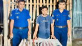 গোবিন্দগঞ্জে যৌথ বাহিনীর অভিযান: ১৮০ পিস ট্যাফেন্টাডল ও দেশীয় অস্ত্রসহ চিহ্নিত মাদক ব্যবসায়ী গ্রেফতার