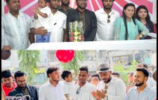 মতিঝিলে ‘কিট ক্রেজেস’ শাখার উদ্বোধন, মাইলস্টোন নিহতদের রুহের মাগফিরাত কামনায় দোয়া ও খাবার বিতরণ!