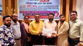 দৈনিক ভোরের চেতনার প্রধান উপদেষ্টার প্রথম অফিস দিবসে সম্পাদকমণ্ডলীর শুভেচ্ছা বিনিময়