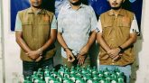 নোয়াখালীতে ৪০ বোতল হুইস্কিসহ মাদক কারবারি গ্রেপ্তার