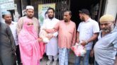 দৈনিক দিন প্রতিদিন পত্রিকার উদ্যোগে ৫০ নং ওয়ার্ডে ঈদ সামগ্রী বিতরণ করলেন হাফেজ মোহাম্মদ আবু বক্কর পারভেজ
